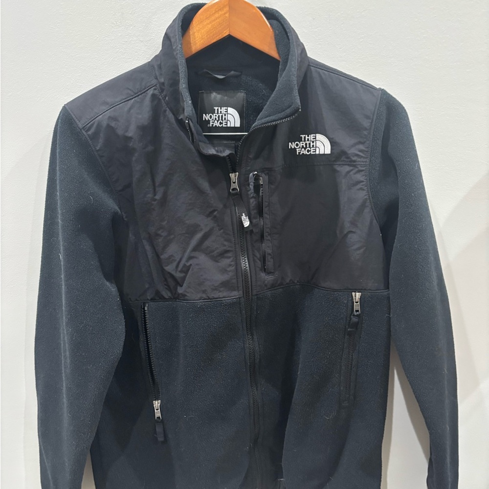 The North Face Youth Black Fleece